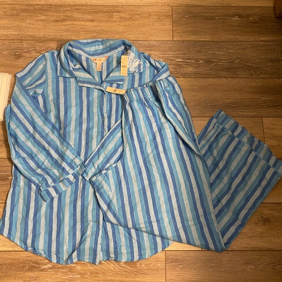 Cacique Other - Cacique Blue Stripe Pajama Set Sz L